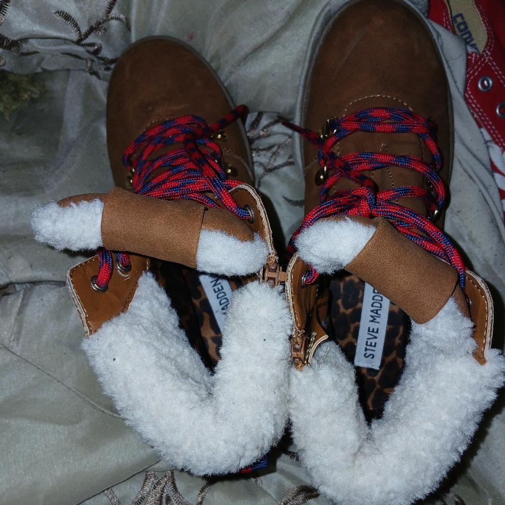 Steve Madden - Picture 4 of 4